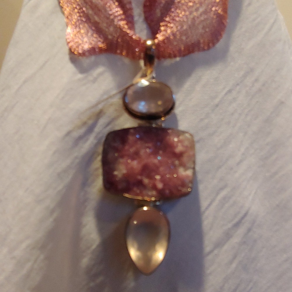 Necklace - Picture 2 of 2